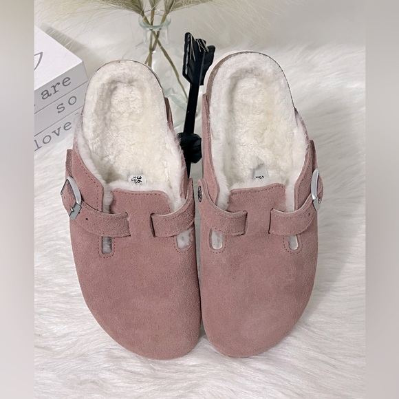 BIRKENSTOCK BOSTON SHEARLING REGULAR FIT PINK CLAY

USD $219.30 SIZE 36 - Picture 2 of 6